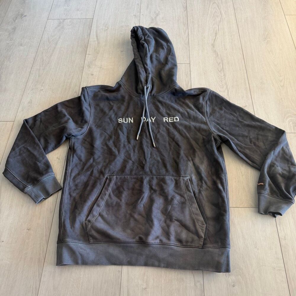 Sun Day Red men’s hoodie sweater size m